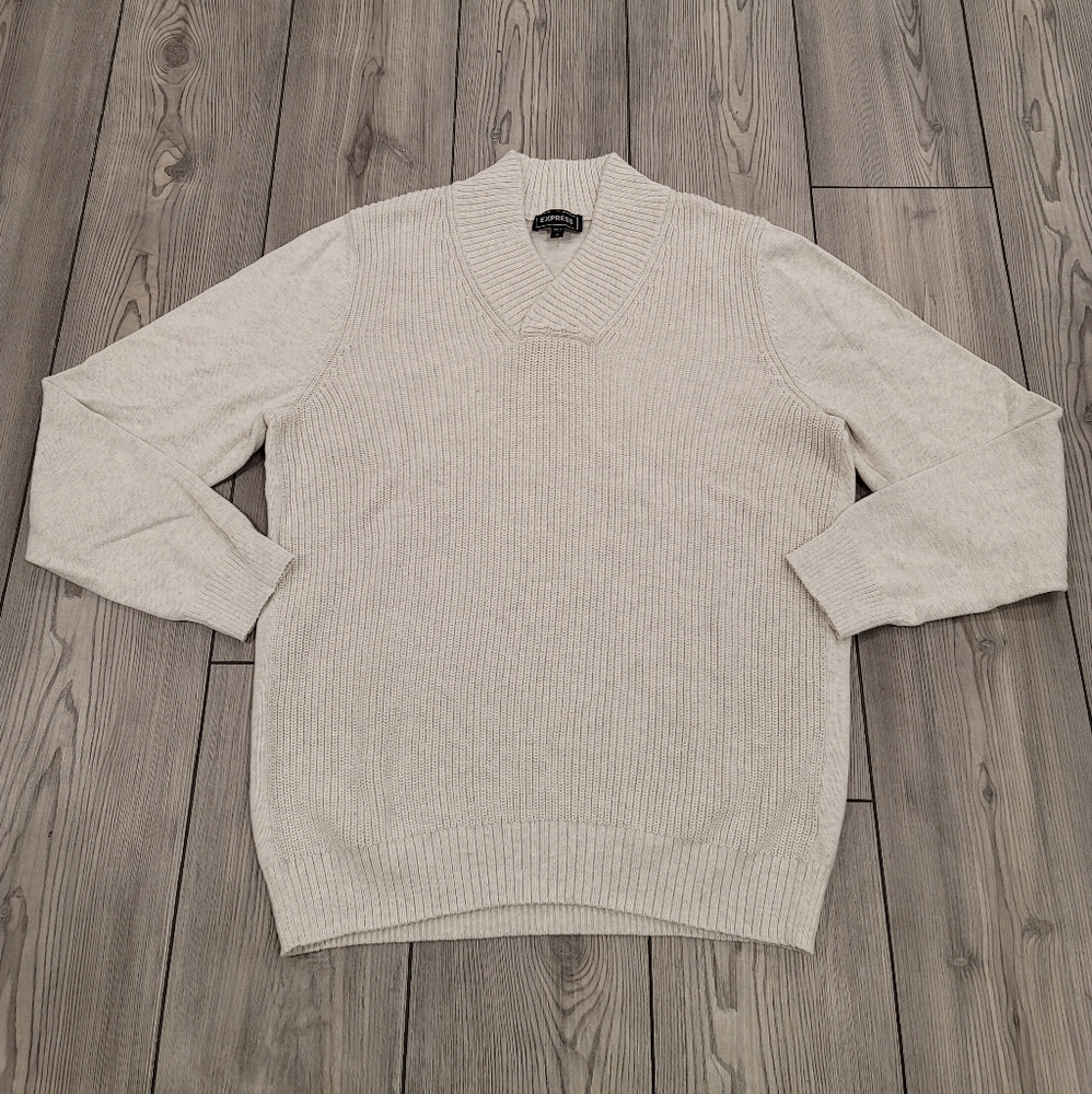 🆕️2 for 40🆕️Express Shawl Neck Sweater